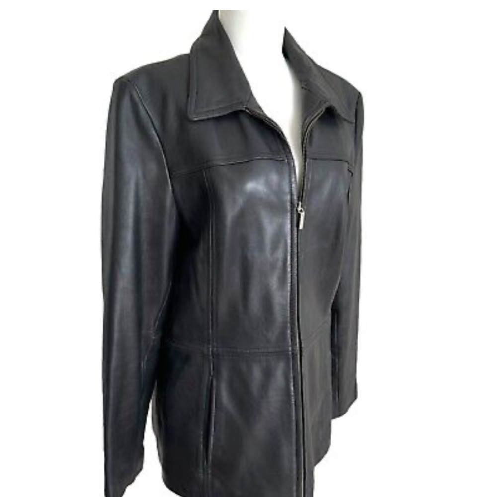 Women's Black Leather Jacket - Picture 4 of 16